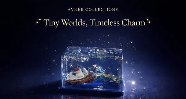Miniature_Ship_In_Blue_Resin_Block_-_Decorative_Desktop_Collectible