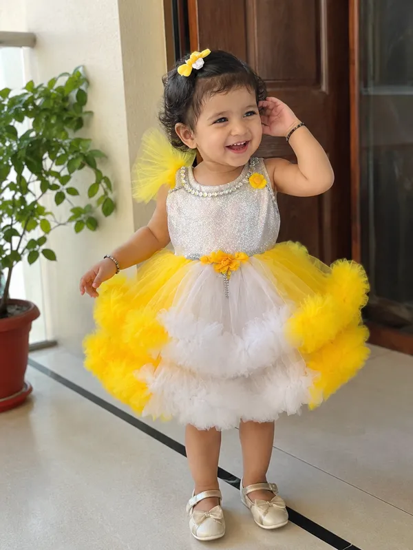 Yellow_&_White_Ruffle_Tulle_Sparkle_Princess_Party_Wear_Dress