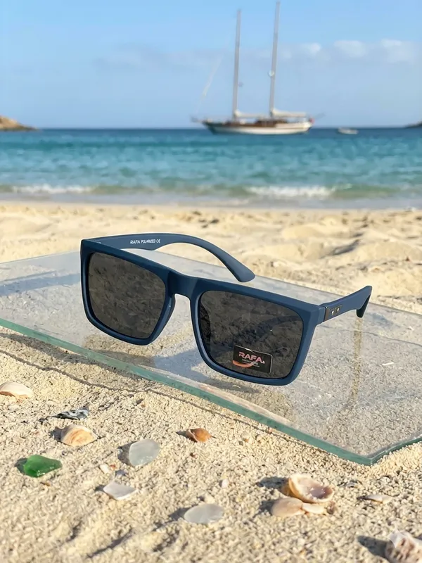 Stylish_Polarized_Blue_And_Black_Premium_Sunglass_For_Men