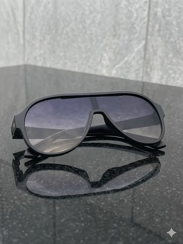 Stylish_Black_Shield_Sunglasses_-_Aviator_Style_Unisex_Eyewear