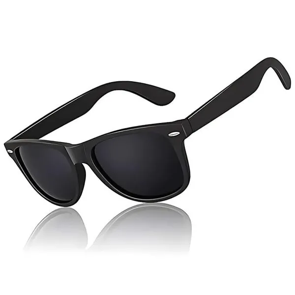 Combo_Of_Plain_Black_Baseball_Cap_And_Wayfarer_Sunglasses