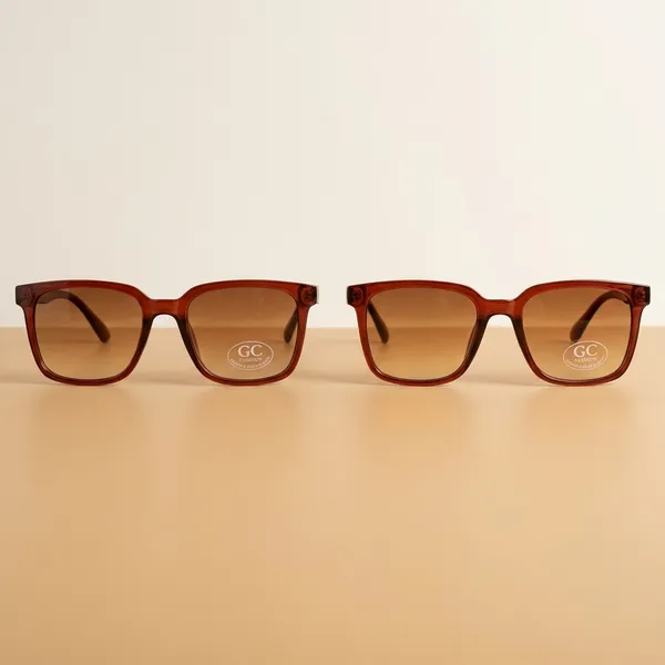 Stylish_Gradient_Sunglasses_With_Logo_Detail