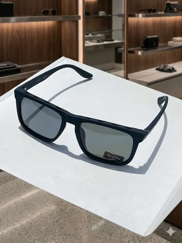 Stylish_Polarized_Blue_&_Black_Premium_Sunglasses_For_Men