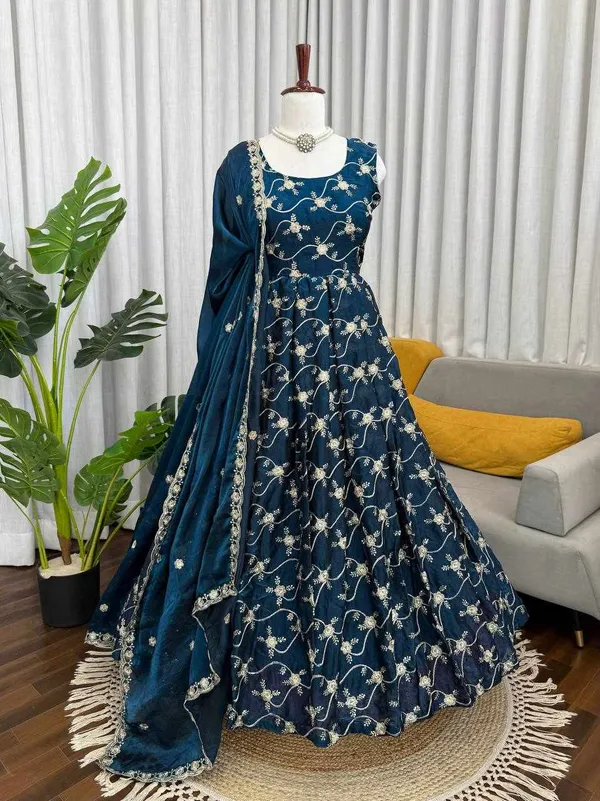Blue_Fendy_Silk_Elegant_Ethnic_Festivals_Gown_For_Women