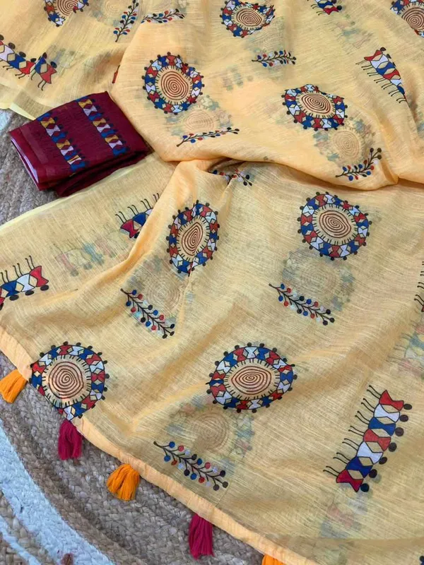 Cream_Cotton_Animal_Pattern_Saree_For_Women