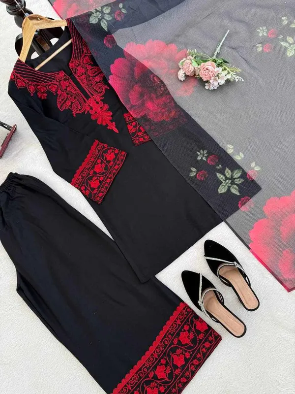 Black_Cotton_And_Rayon_Premium_Elegance_Charming_Dress_For_Women