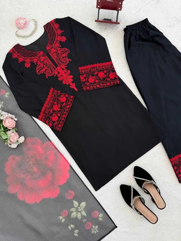 Black_Cotton_And_Rayon_Premium_Elegance_Charming_Dress_For_Women