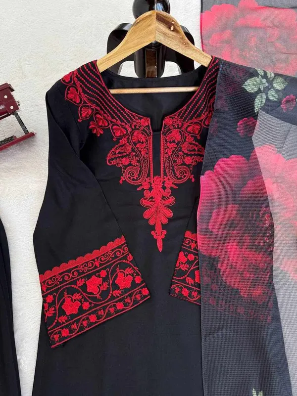 Black_Cotton_And_Rayon_Premium_Elegance_Charming_Dress_For_Women
