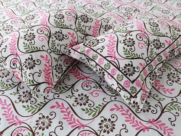 White_100%_Cotton_Jaipuri_Print_King_Size_Cotton_Double__Bedsheet(108X108_Inches)