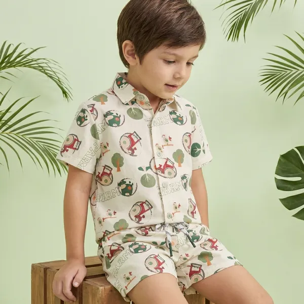 Multicolour_Imported_Premium_Quality_Stylish_Safari_Print_Shirt_And_Shorts_Set_For_Boys