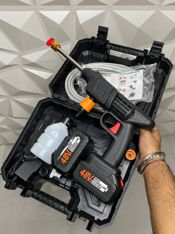 Techtroniixx_Water_Pressure_Gun_With_Dual_48_V_Battery