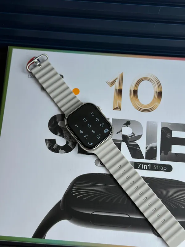 Techtroniixx_Series_10_With_7_Straps