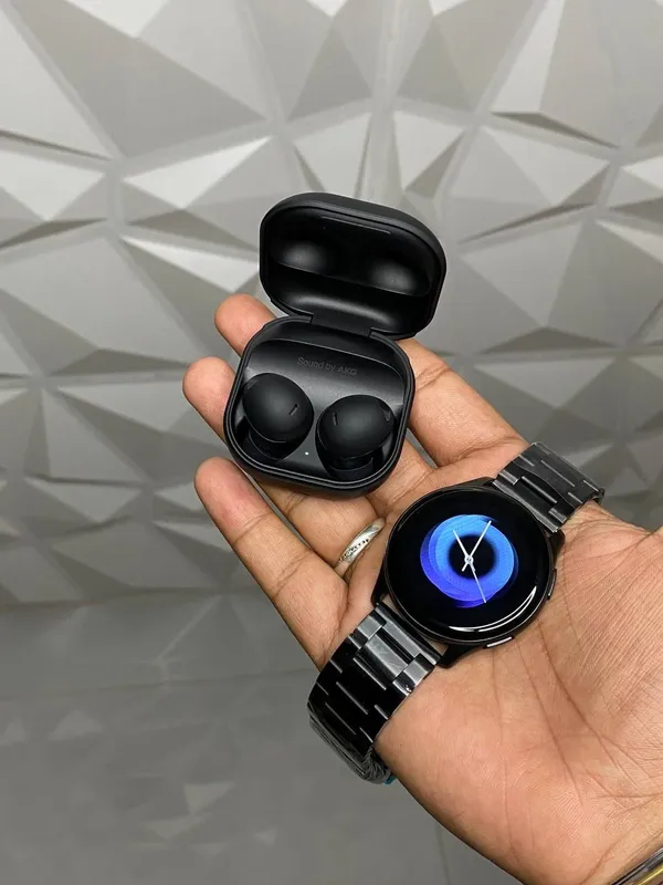 Techtroniixx_Active_2_And_Buds_2_Pro_Combo