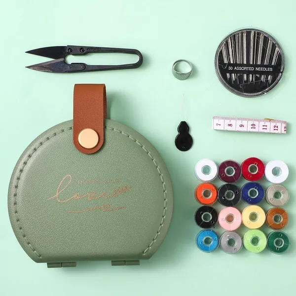 Mini_Travel_Sewing_Kit