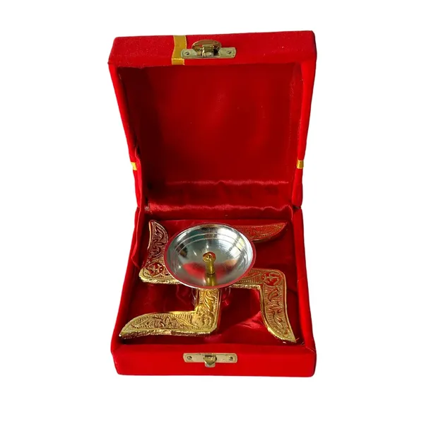 Golden_Swastik_Diya_For_Puja