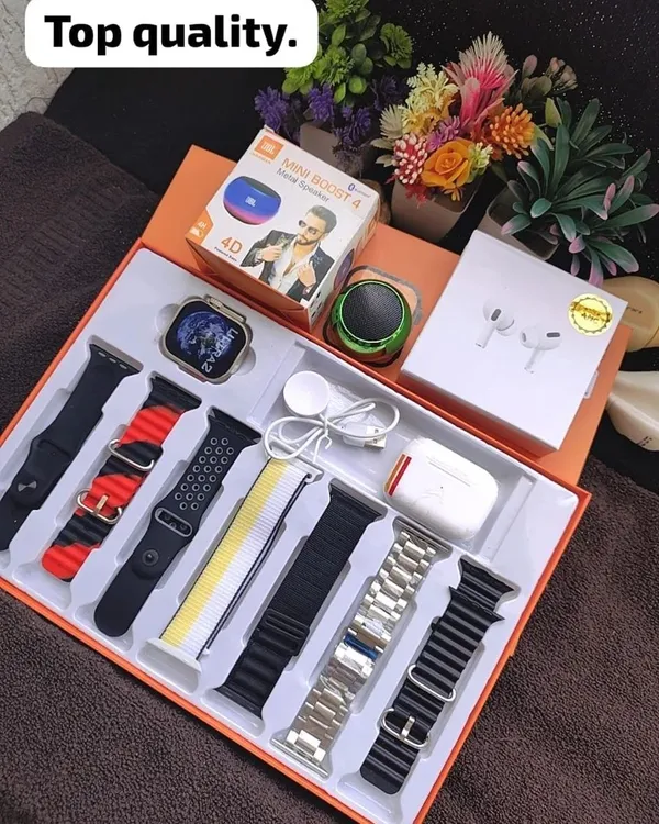 7_Strap_Ultra_Smart_Watch_With_Mini_Boost_Speaker_And_Tws_Airpods_Pro_2