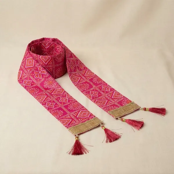 Traditional_Bandhani_Print_Wedding_Swagat_Dupatta_Premium_Guest_Scarf_Set