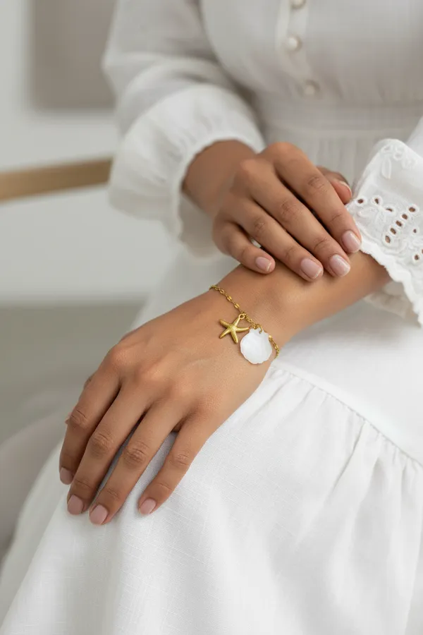 Starfish_Frosted_Shell_Charm_Bracelet