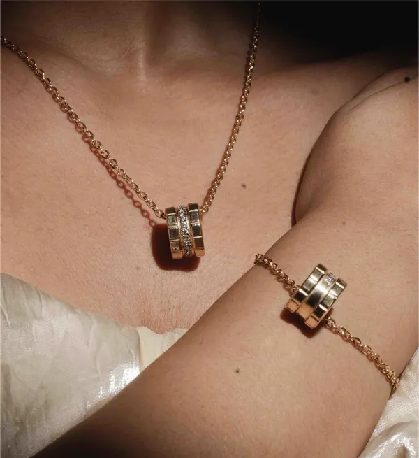 Dual_Harmony_Pendant_Bracelet