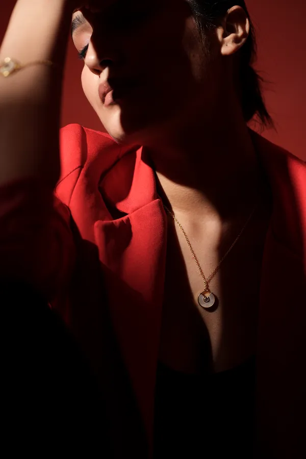 Lunar_Radiance_Necklace
