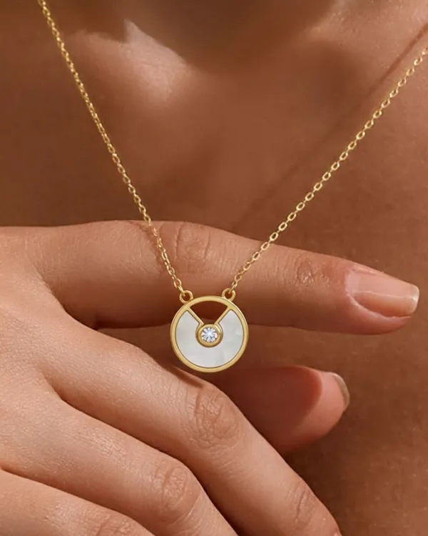 Lunar_Radiance_Necklace