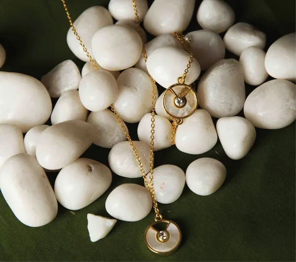 Lunar_Radiance_Bracelet