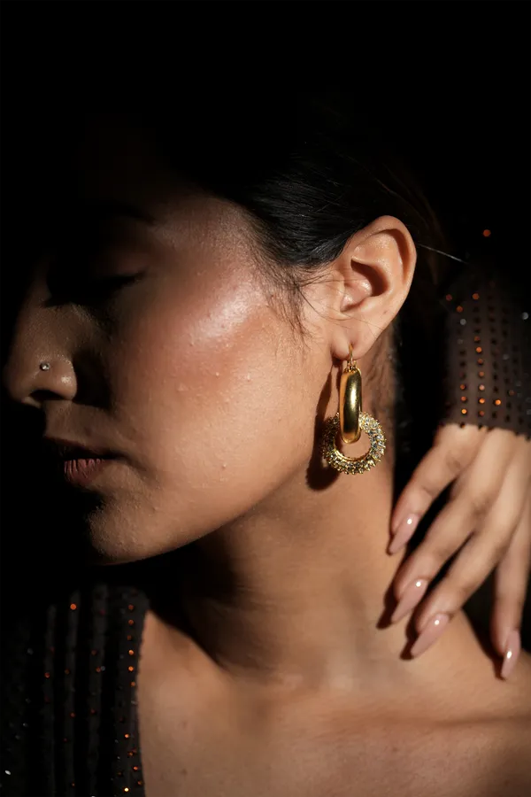 Lustre_Luxe_Crystal_Hoop_Earrings