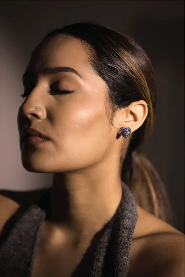 Midnight_Heart_Stud_Earrings_Rose