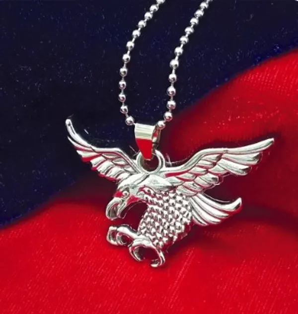 Silver_Toned_Flying_Eagle_Pendant_Necklace_With_Ball_Chain