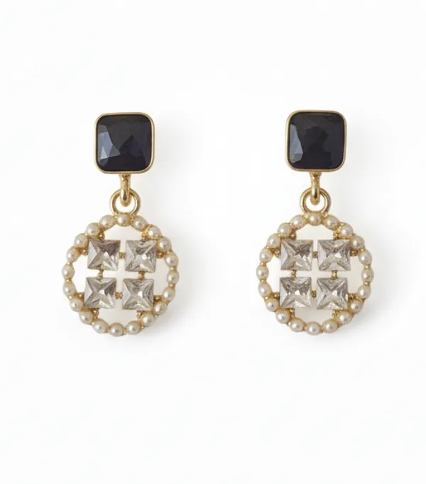 Elegant_Black_Crystal_Drop_Earrings