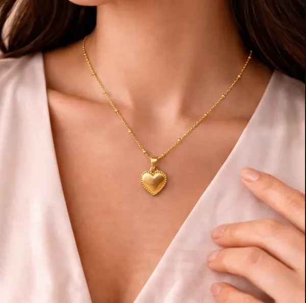 Hammered_Heart_Pendant_Gold_Toned_Necklace_With_Beaded_Chain