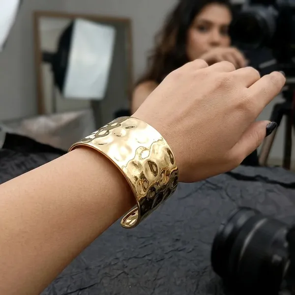 Hammered_Gold_Toned_Adjustable_Cuff_Bracelet