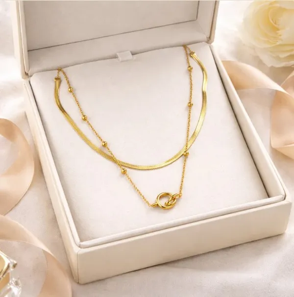 Elegant_Layered_Gold_Tone_Pendant_Necklace_Set