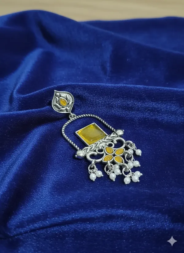 Yellowstone_Traditional_Jhumka_Earrings_With_Pearls