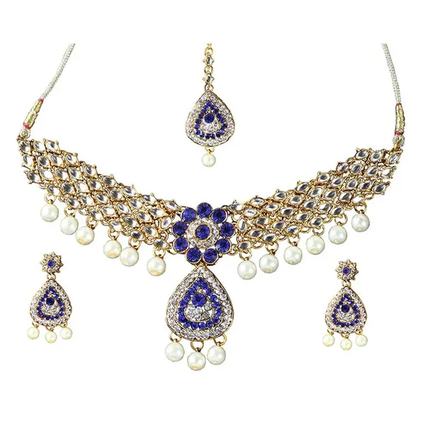 Traditional_Blue_Stone_Kundan_Choker_Necklace_Set_With_Maang_Tikka_And_Earrings