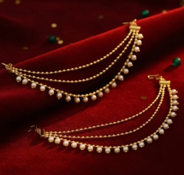 Traditional_Kundan_Pearl_Sahara_Ear_Chain_Gold_Tone