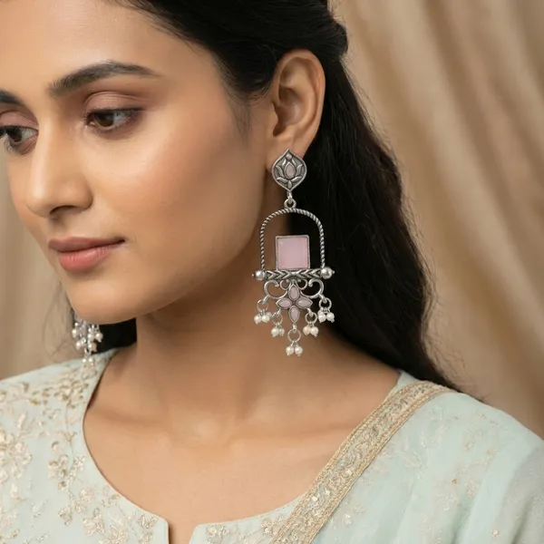 Pearl_And_Crystal_Leaf_Stud_Earrings_Gold_Tone