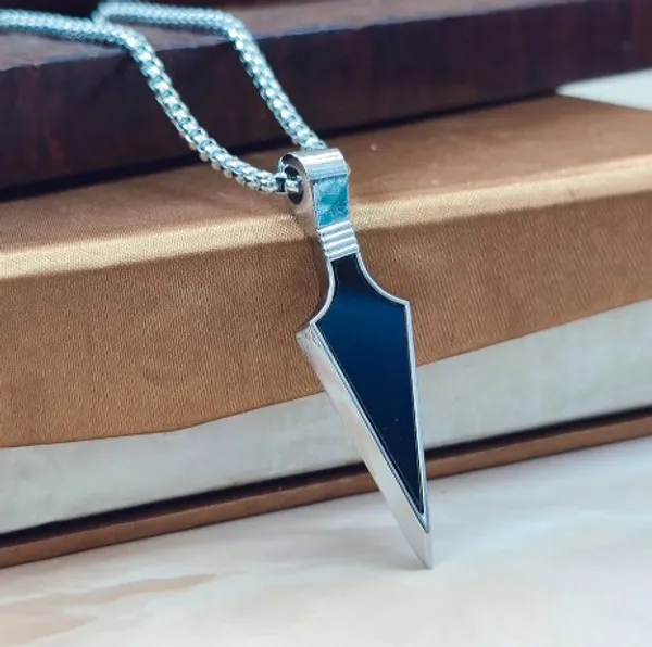 Black_Arrowhead_Pendant_Necklace_For_Men_With_Silver_Ball_Chain