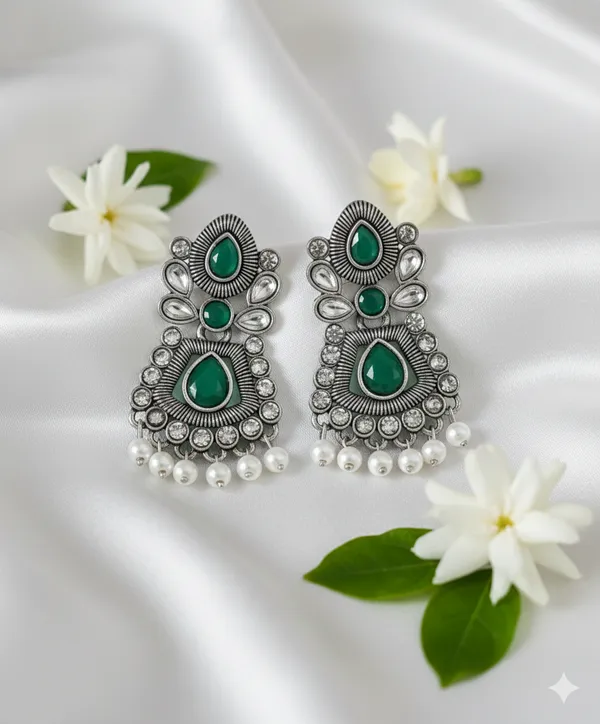 Oxidized_Silver_Green_Stone_Jhumka_Earrings_With_Pearl_Dangles