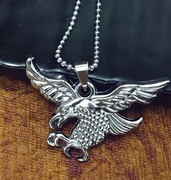 Silver_Toned_Flying_Eagle_Pendant_Necklace_With_Ball_Chain