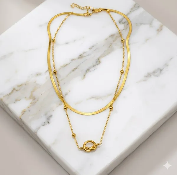 Elegant_Layered_Gold_Tone_Pendant_Necklace_Set