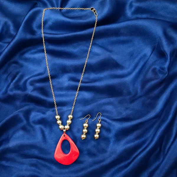 Red_Teardrop_Pendant_Necklace_With_Pearl_Beads_And_Matching_Earrings_Jewelry_Set