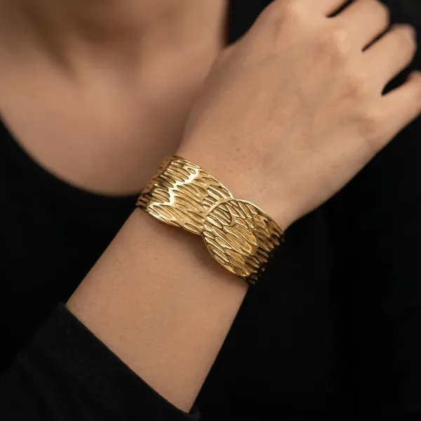 Gold_Toned_Textured_Cuff_Bracelet_For_Women
