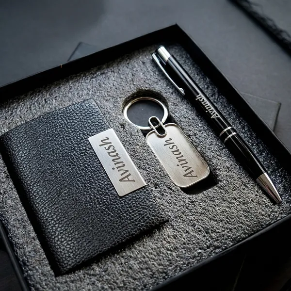 Grey_Metal_And_Vegan_Leather_Pen_And_Keychain_For_Professional/Executive_Gifts_Set_Of_3