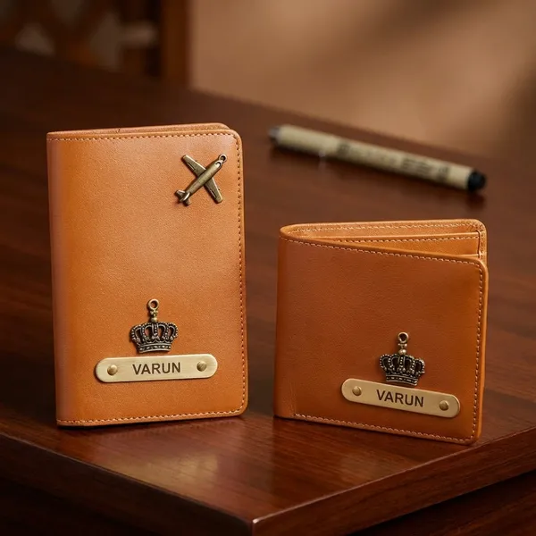 Brown_Acrylic_And_Plastic_Wallet_And_Keychain_Set_-_Set_Of_4