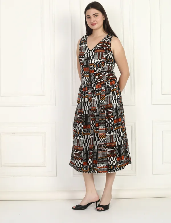 Women_Black_Multi_Skirt_Top