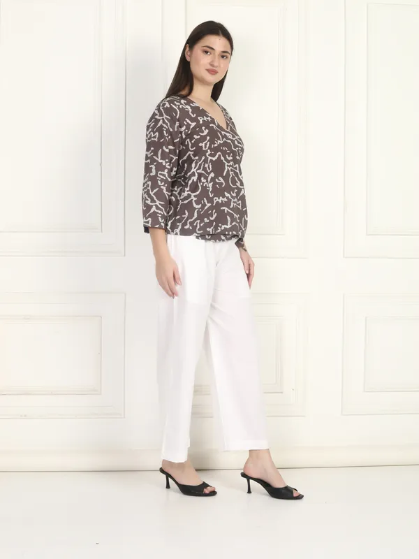 Women_Choco_Wrap_Top