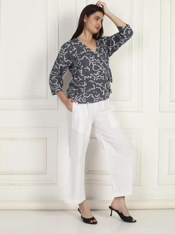Women_Grey_Wrap_Top