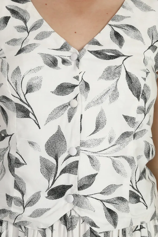Women_White_Leaf_Skir_Top