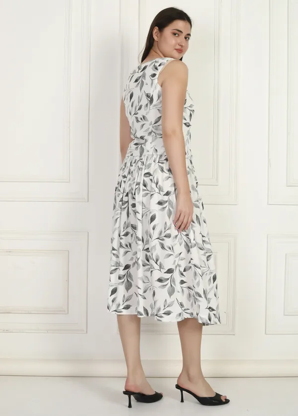 Women_White_Leaf_Skir_Top